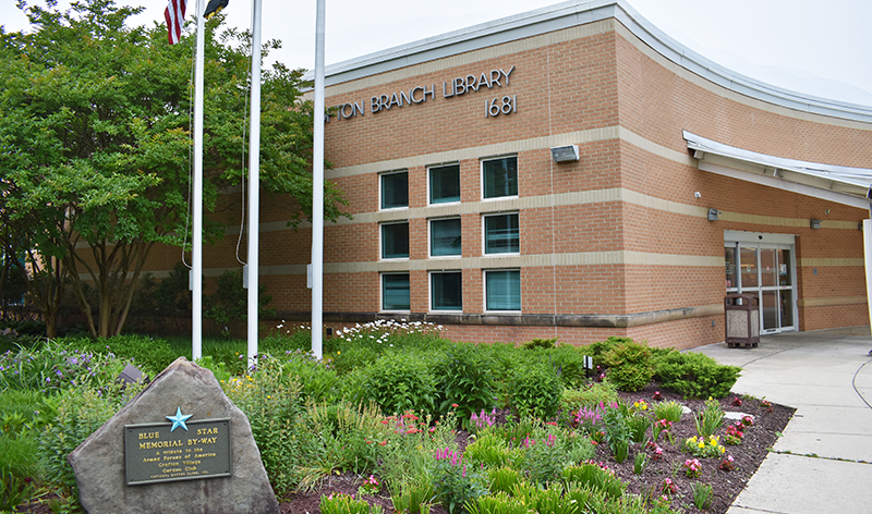 Crofton branch exterior